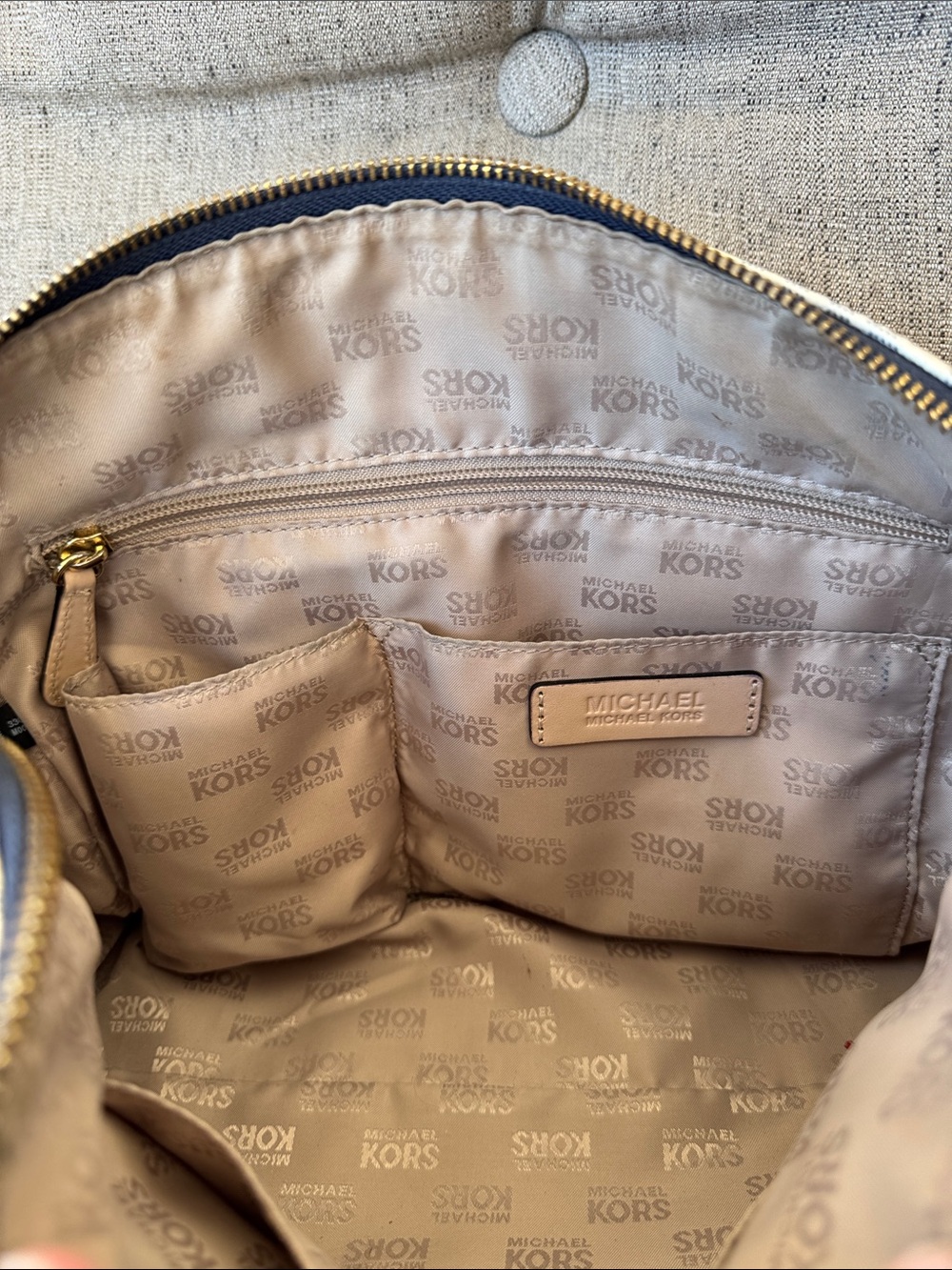 Michael Kors Beige Trim White MK Logo Satchel with Gold Hardware - Picture 5 of 6